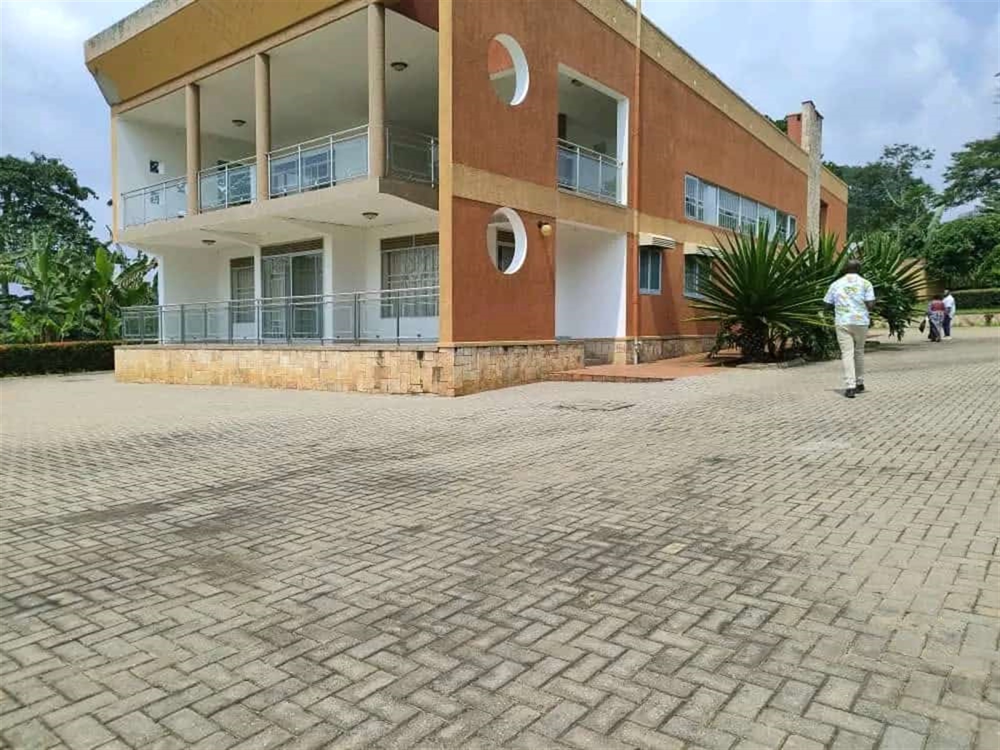 5 bedroom Storeyed house for sale in Katosi Mukono Uganda