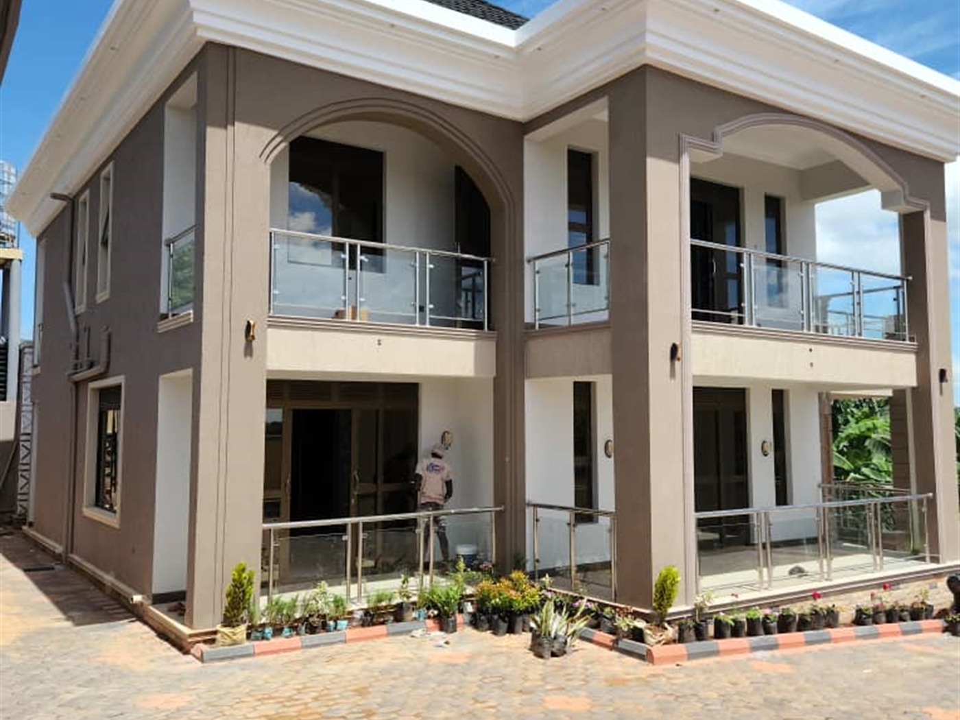 5 bedroom Storeyed house for sale in Bwebajja Wakiso Uganda