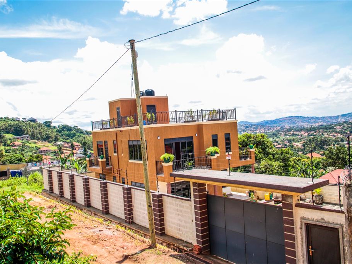 5 bedroom Storeyed house for sale in Bwebajja Wak...