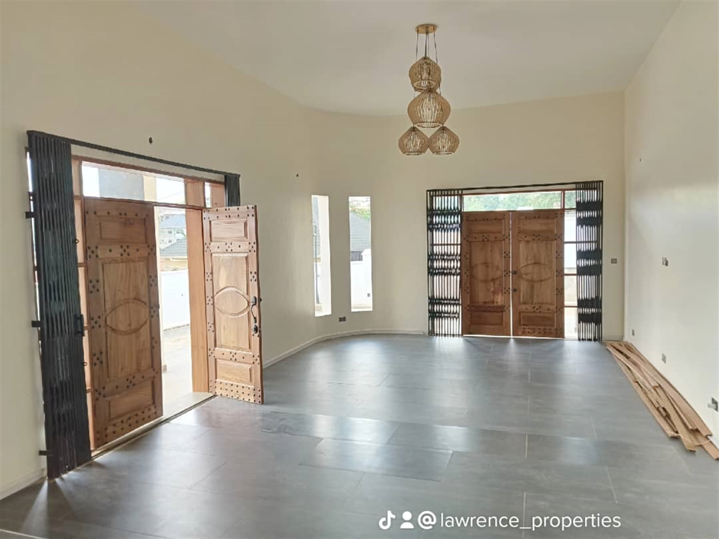5 bedroom Storeyed house for sale in Kitubulu Wakiso Uganda