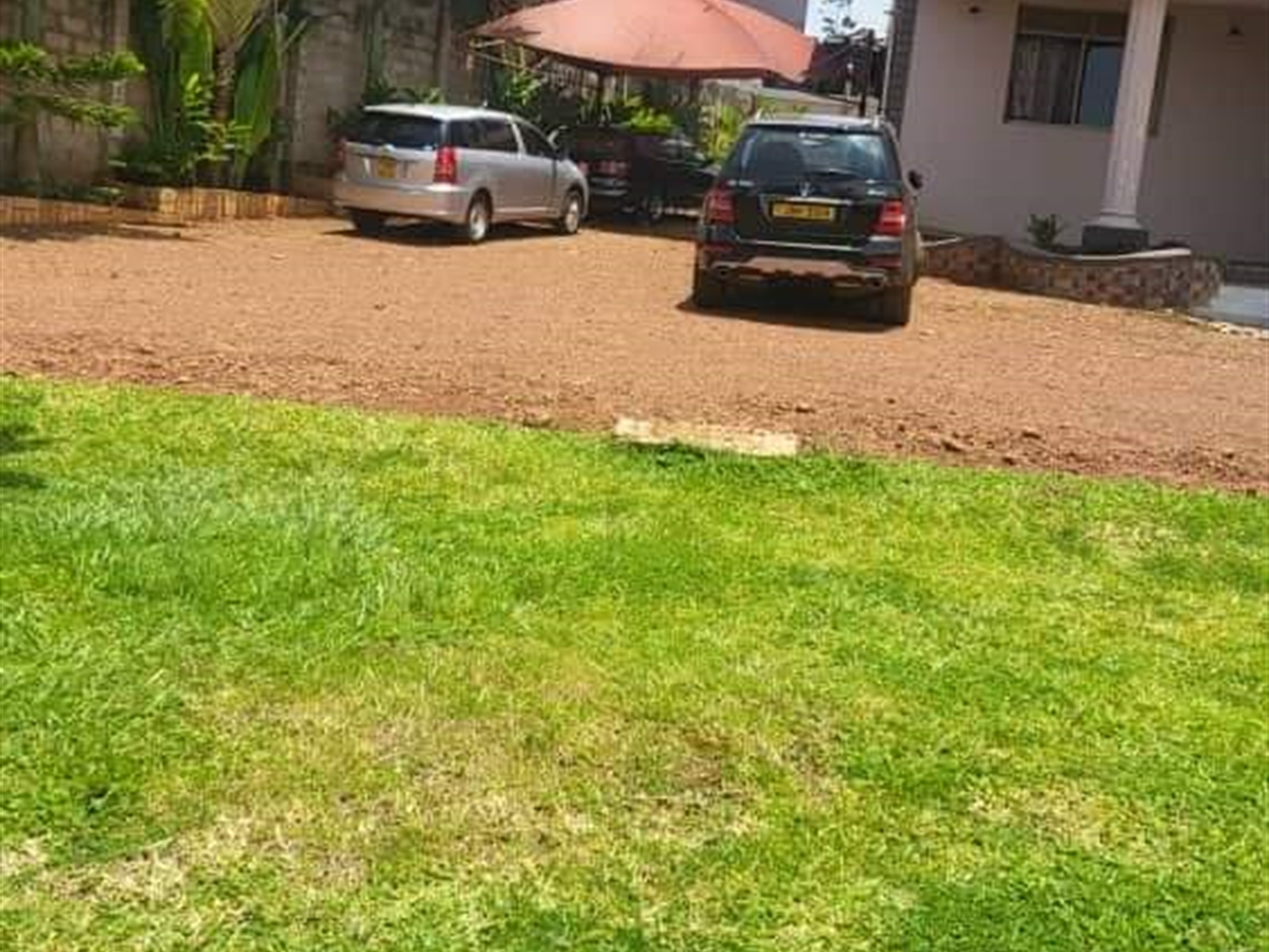 5 bedroom Storeyed house for sale in Lubaga Kampala Uganda