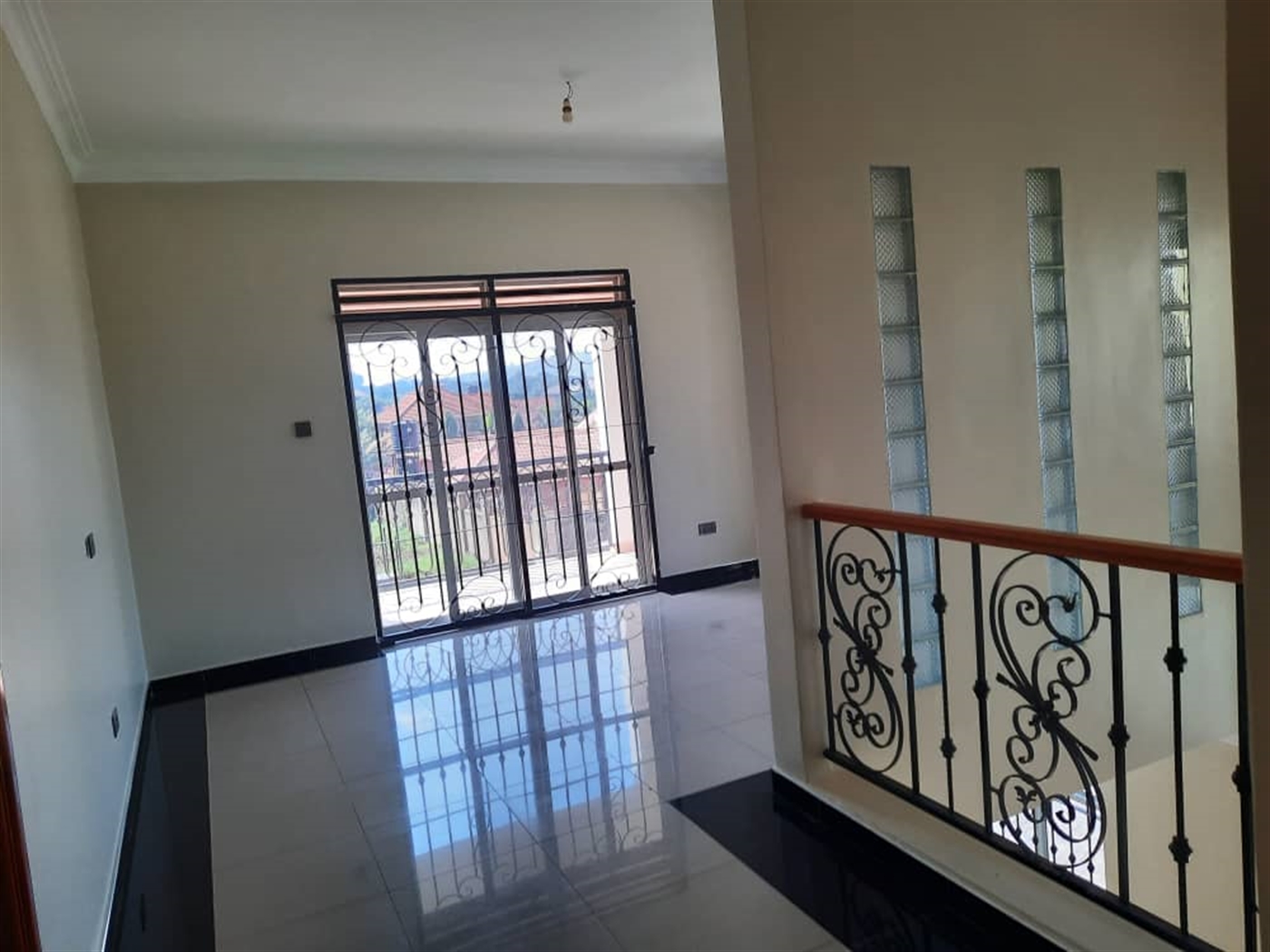 6 bedroom Storeyed house for sale in Kitende Wakiso Uganda