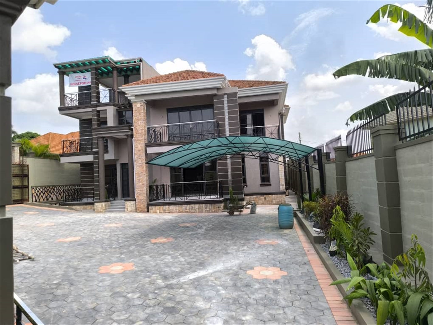 8 bedroom Storeyed house for sale in Kitende Wakiso Uganda
