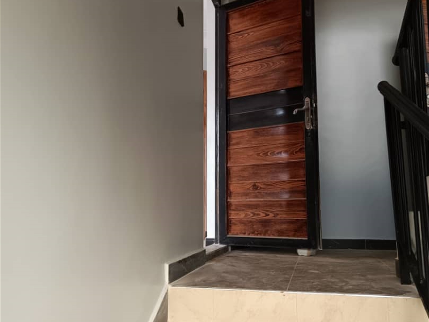 20 bedroom Apartment block for sale in Bbunga Kampala Uganda