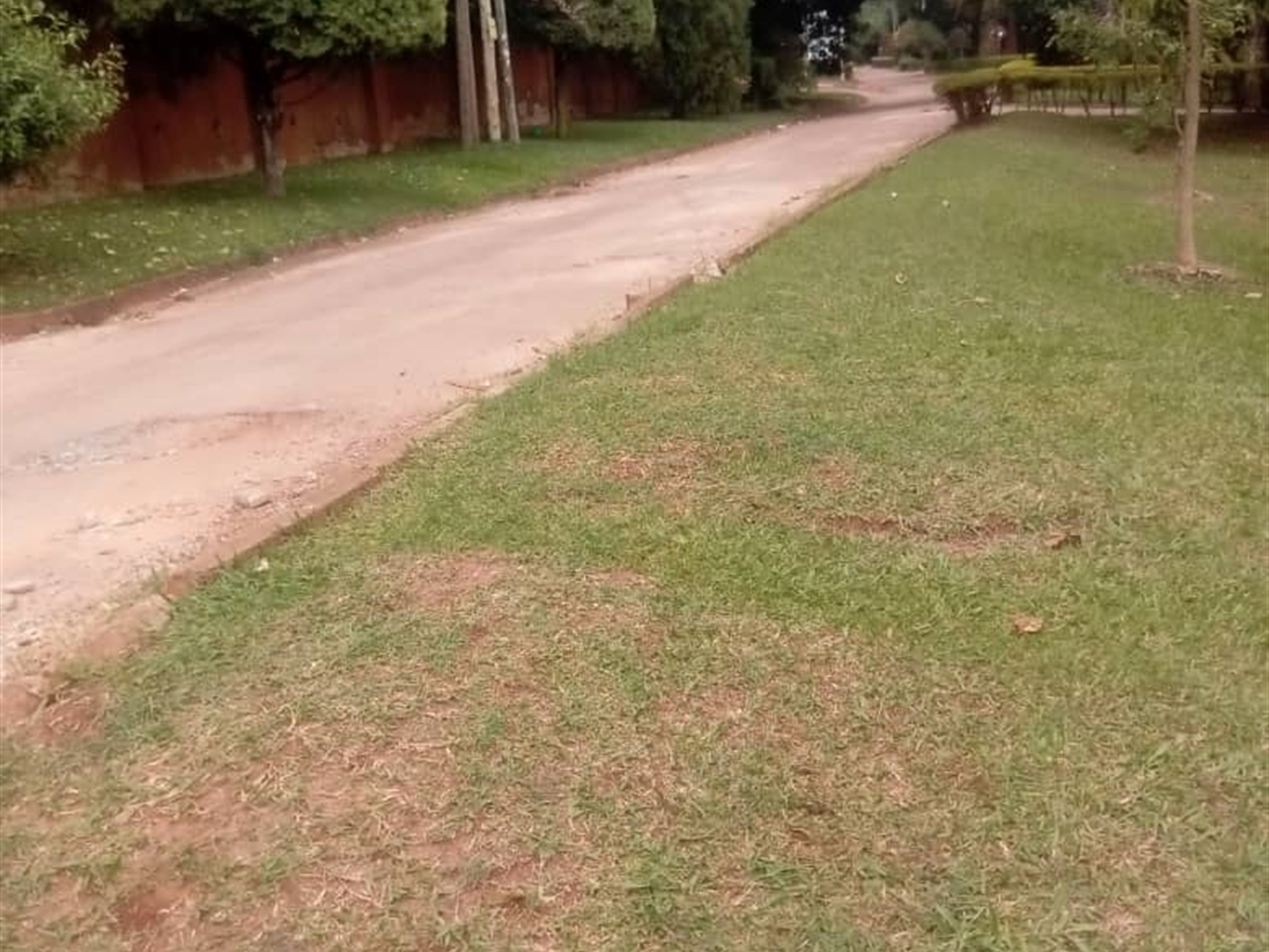 Residential land for sale in Bugoloobi Oyam Uganda