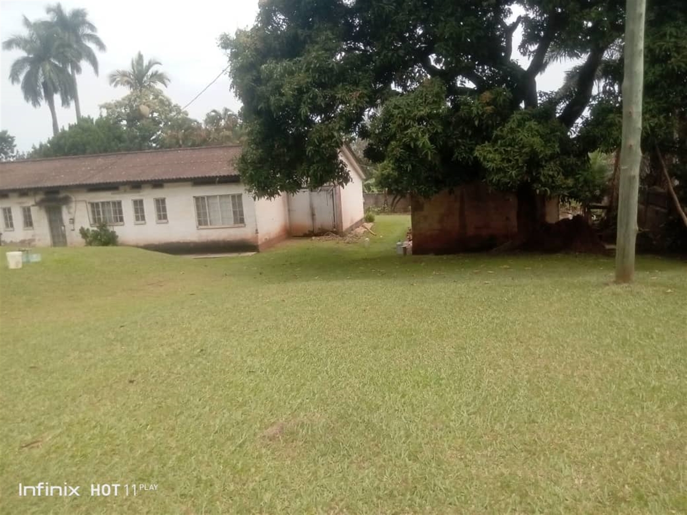 Residential land for sale in Bugoloobi Oyam Uganda