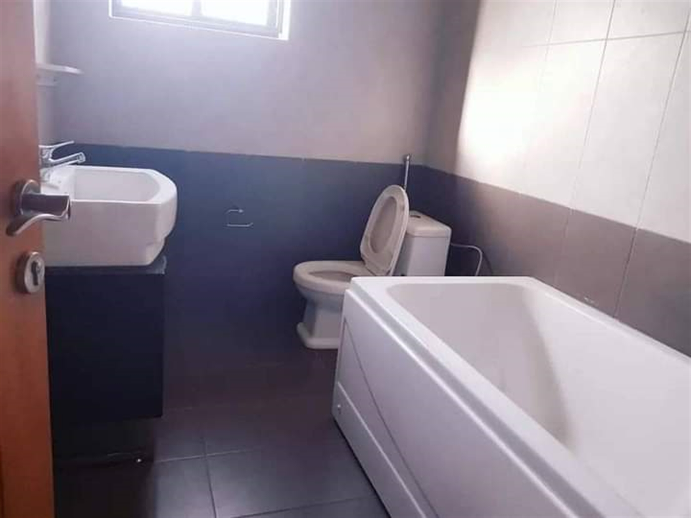 2 bedroom Apartment for rent in Bbunga Kampala Uganda