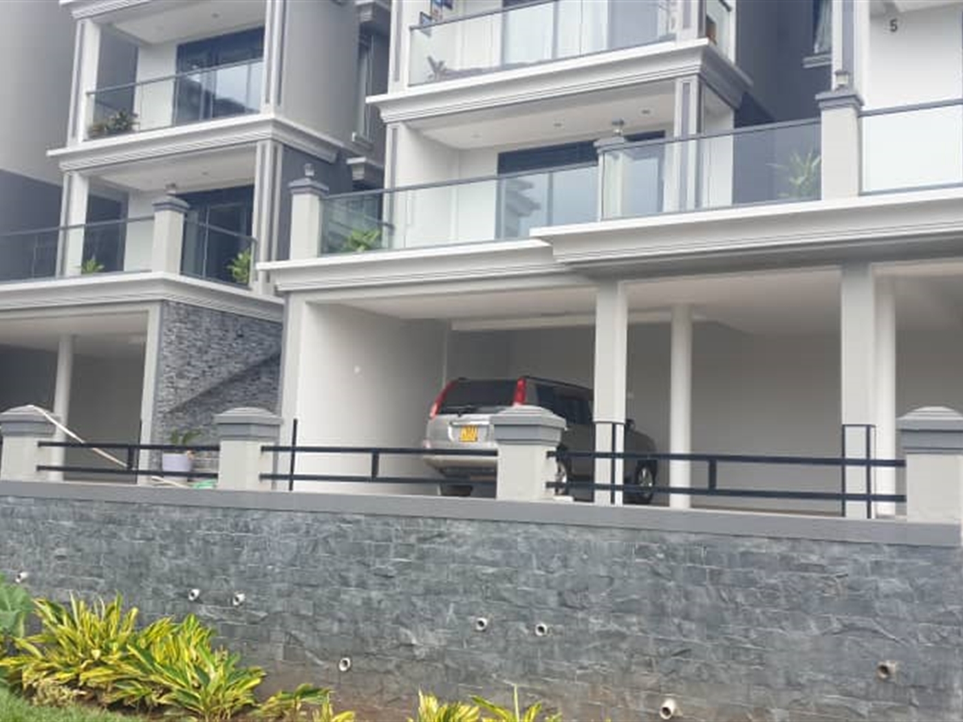  3 bedroom Apartment for rent in Kyambogo Kampala ...