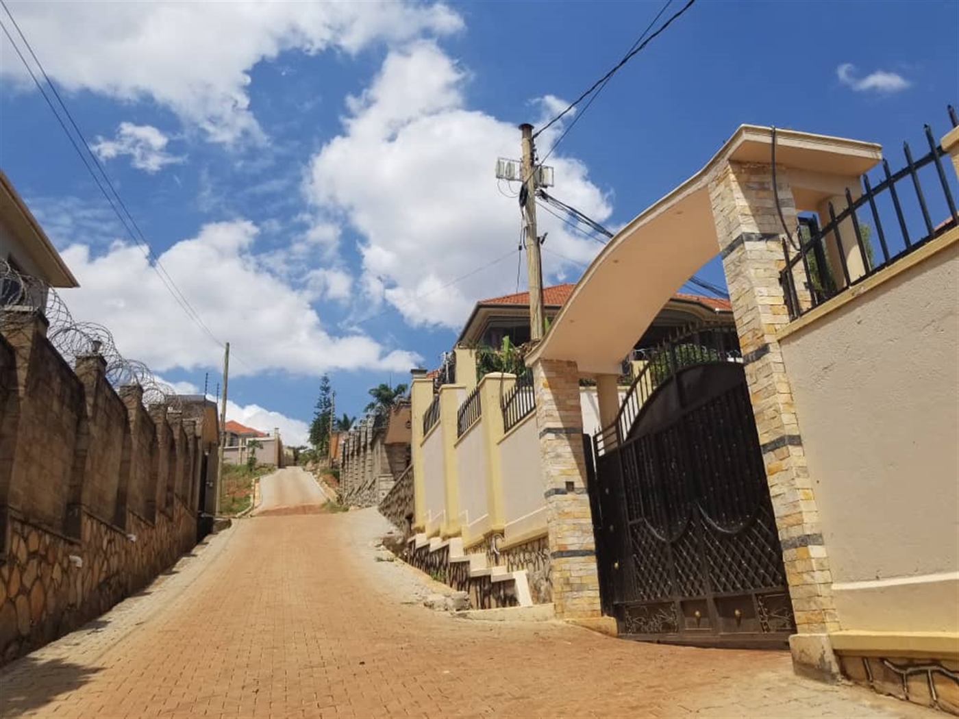 Residential land for sale in Seguku Wakiso Uganda