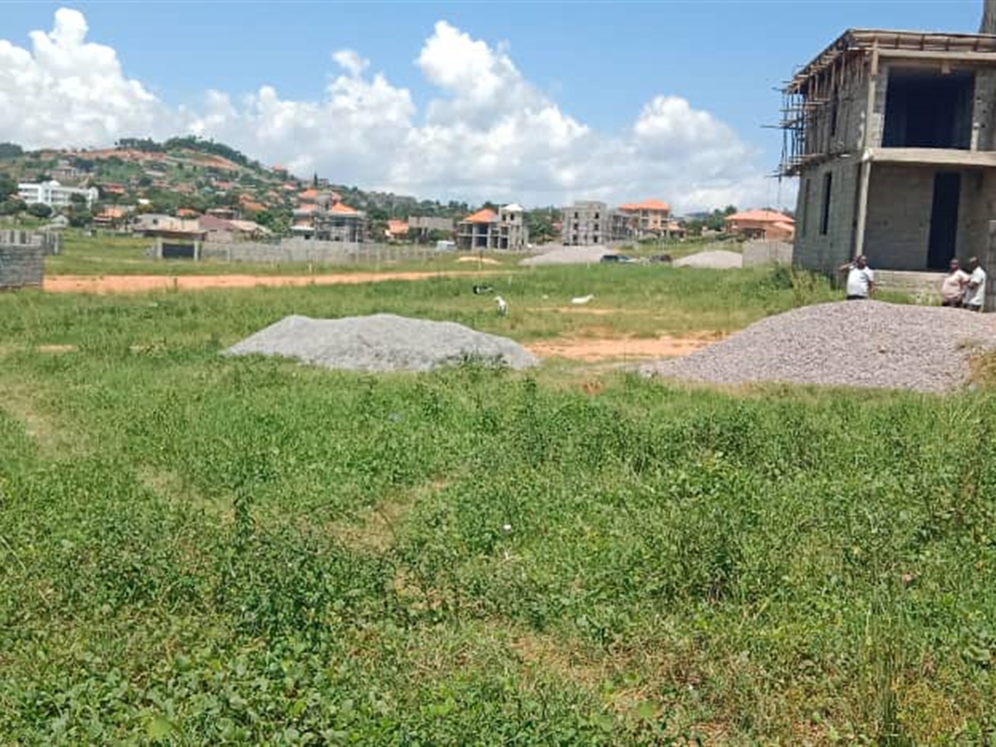 Residential land for sale in Kigo Wakiso Uganda