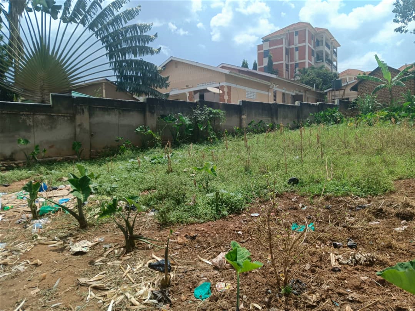 Residential land for sale in Kulambilo Wakiso Uganda