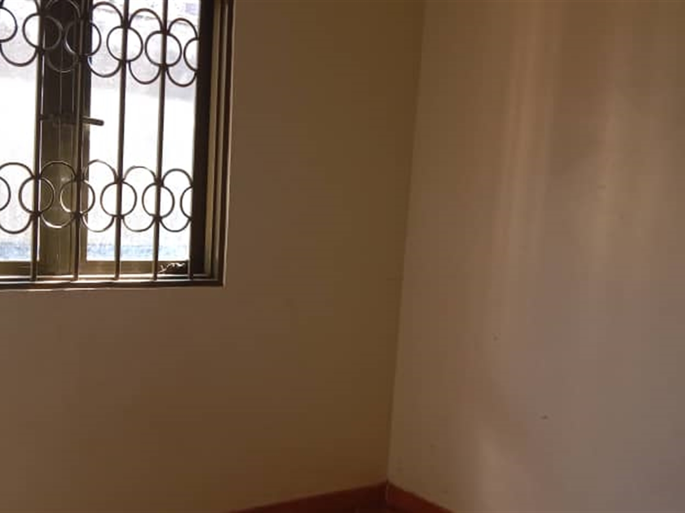 4 bedroom Storeyed house for rent in Muyenga Kampala Uganda