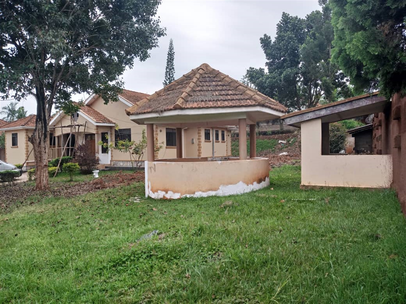  3 bedroom Bungalow for rent in Kitende Wakiso Uganda