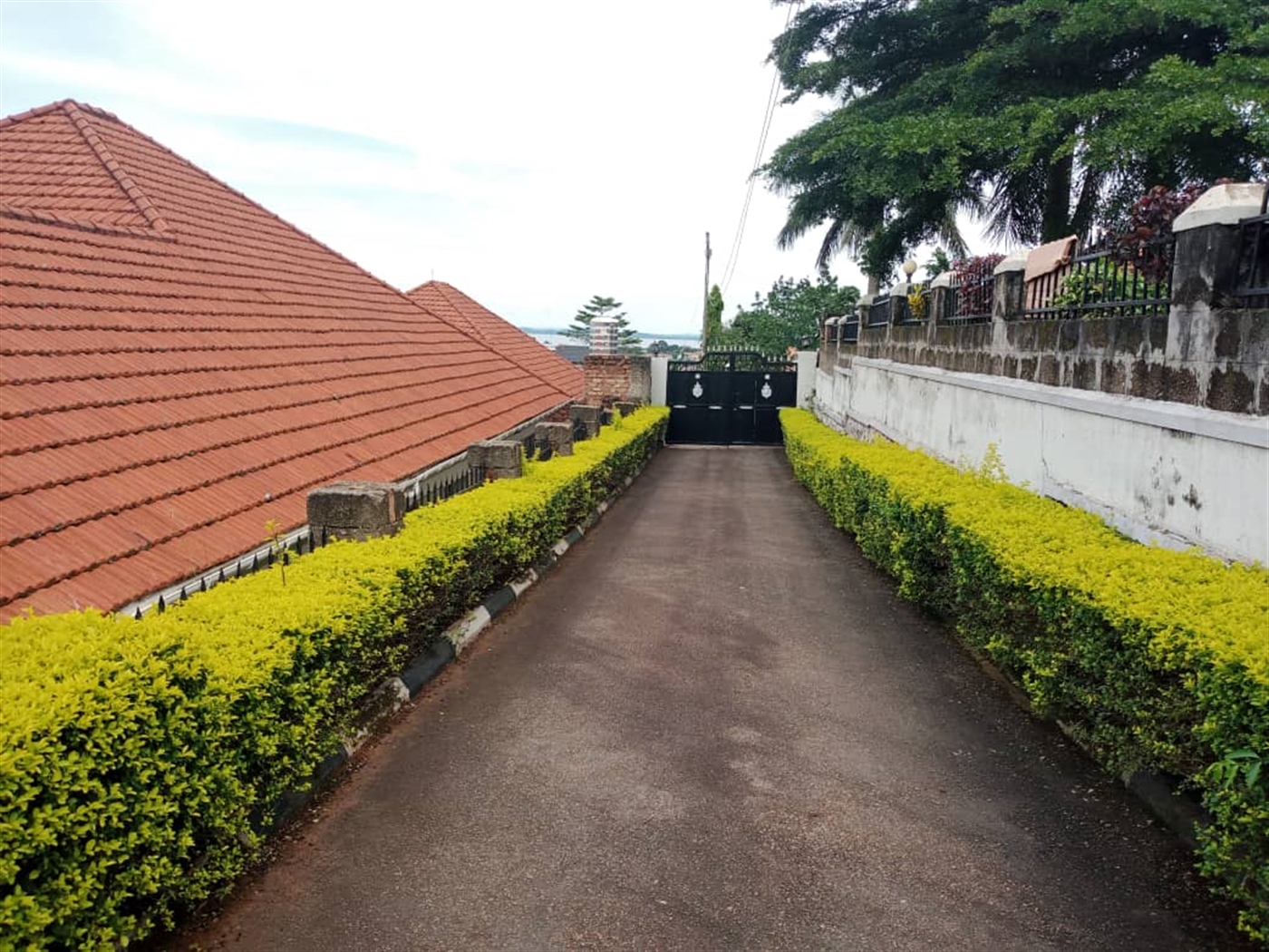  3 bedroom Bungalow for rent in Kitende Wakiso Uganda