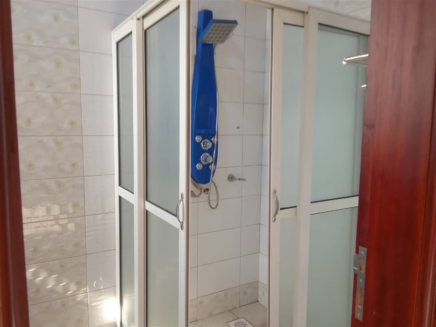 2 bedroom Apartment for rent in Najjera Wakiso Uganda