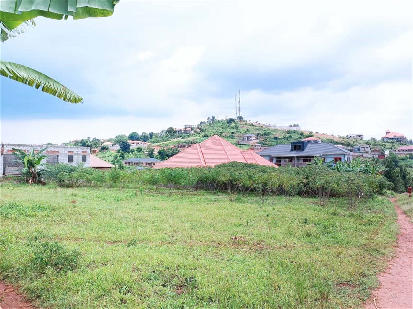 Residential land for sale in Sonde Wakiso Uganda