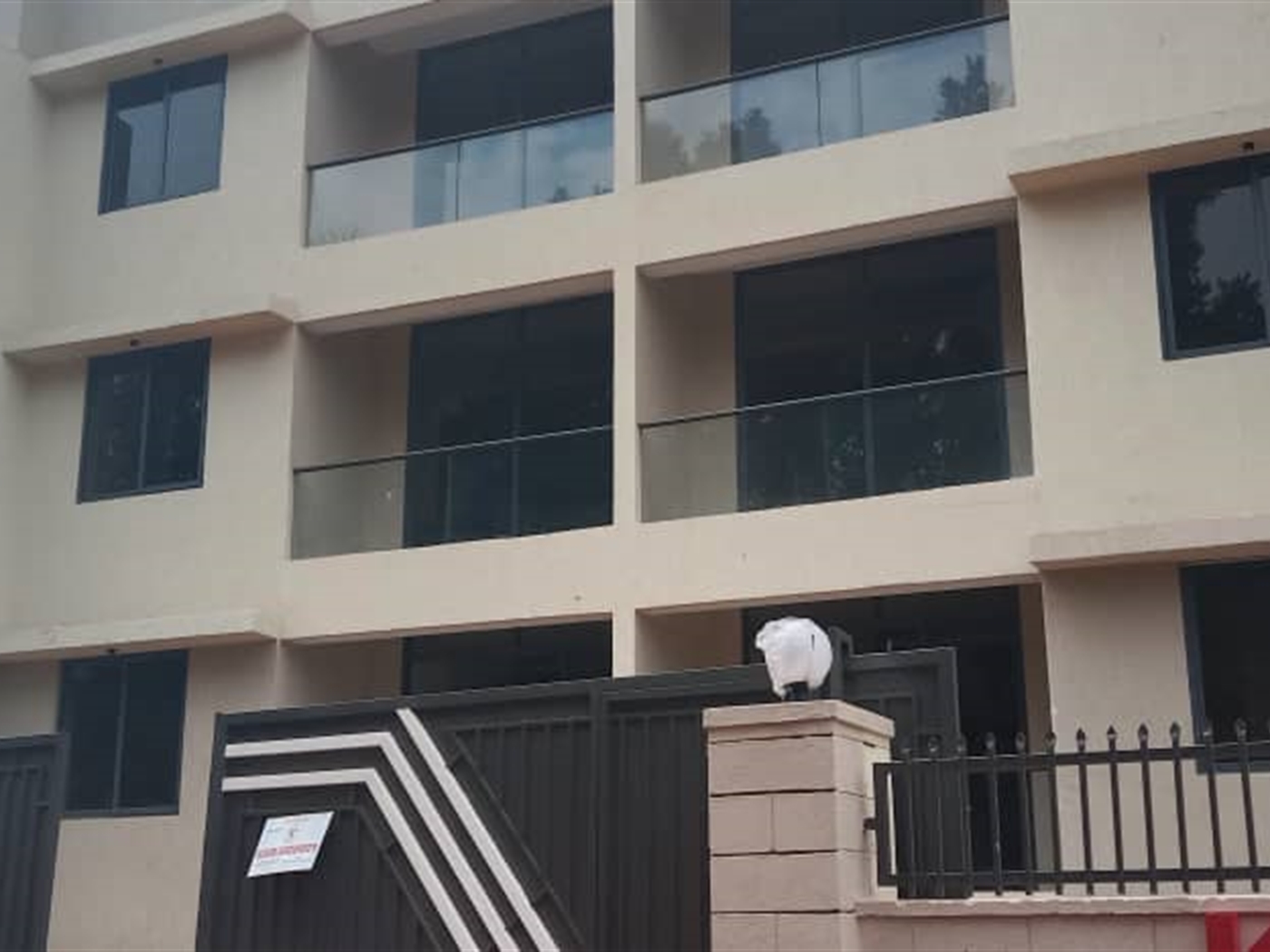 3 bedroom Apartment for rent in Naguru Kampala Uganda
