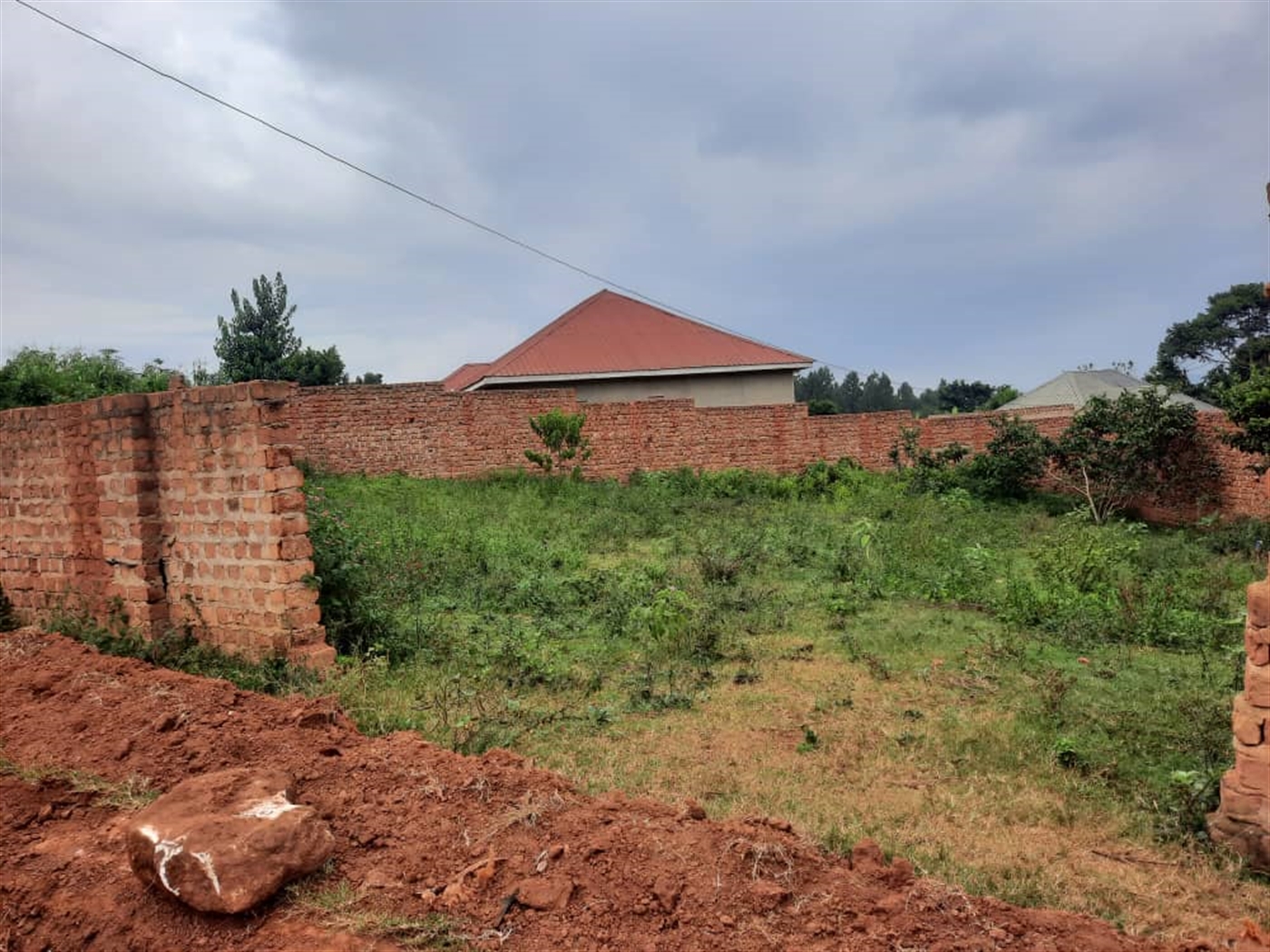 Commercial land for sale in Seguku Wakiso Uganda