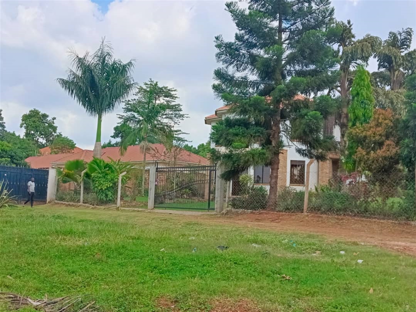 Commercial land for sale in Kulambilo Wakiso Uganda
