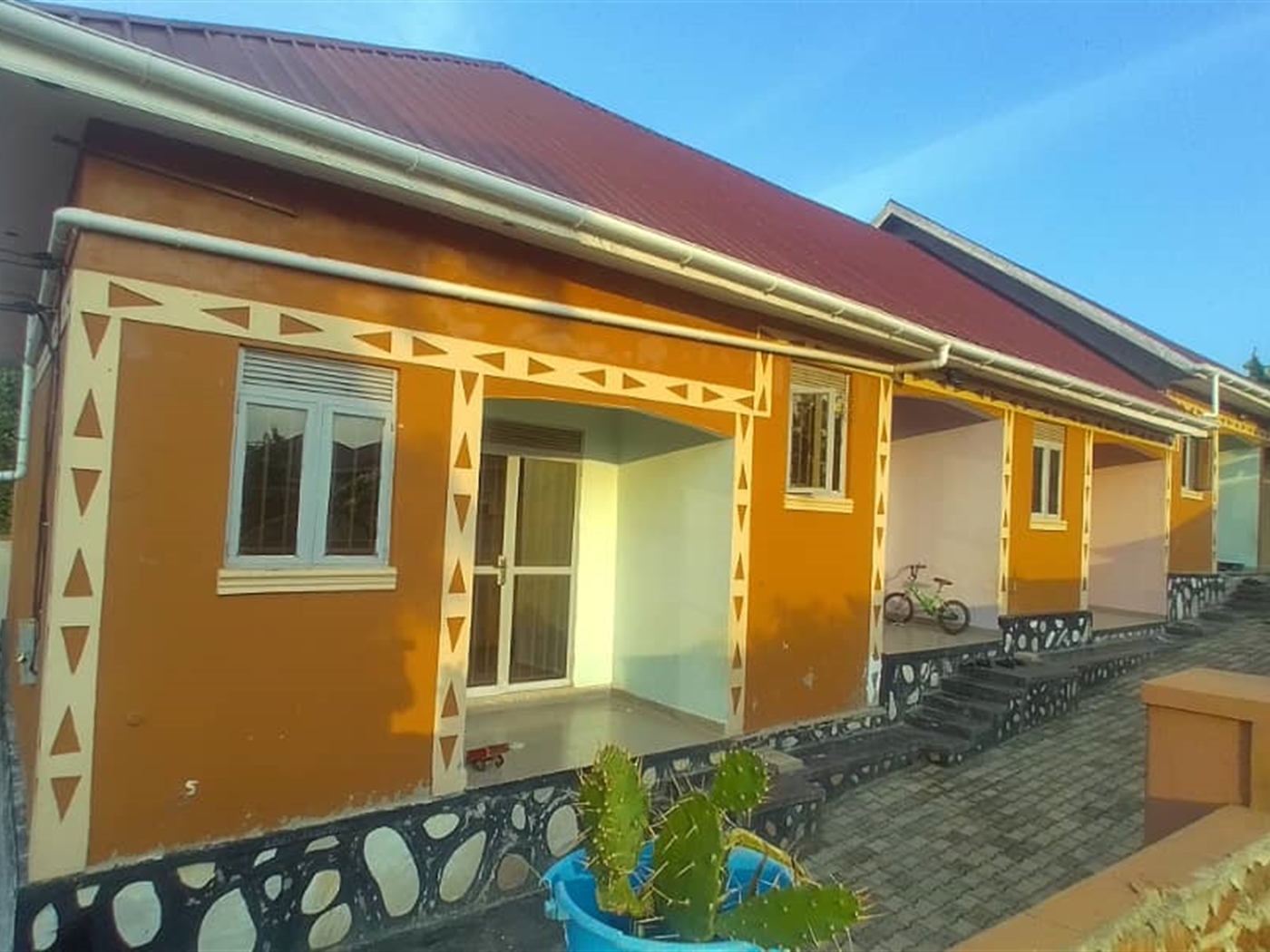 2 bedroom Rental units for sale in Sonde Wakiso Uganda