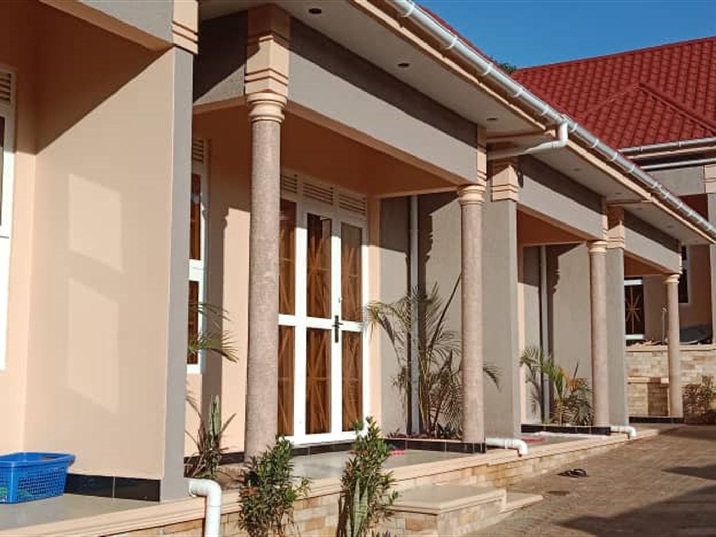 2 bedroom Rental units for sale in Kiwaatule Kampala Uganda